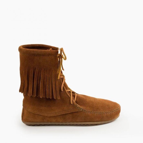 Minnetonka Tramper Boots - Picture 1 of 5